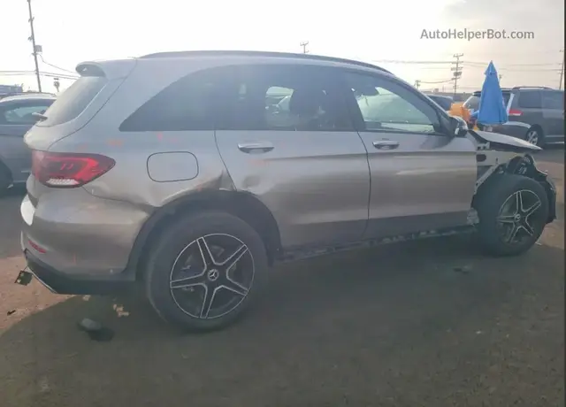 MERCEDES-BENZ GLC 300 2021