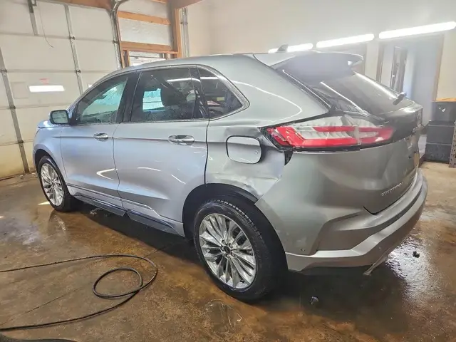 FORD EDGE TITANIUM 2022