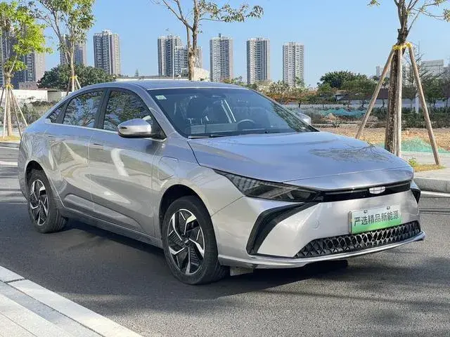 GEELY GEOMETRY G6 2024