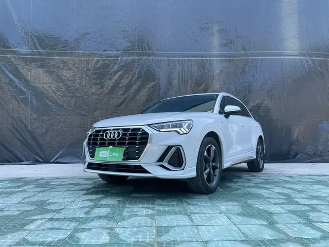 AUDI Q3 35 TFSI FASHION 2022