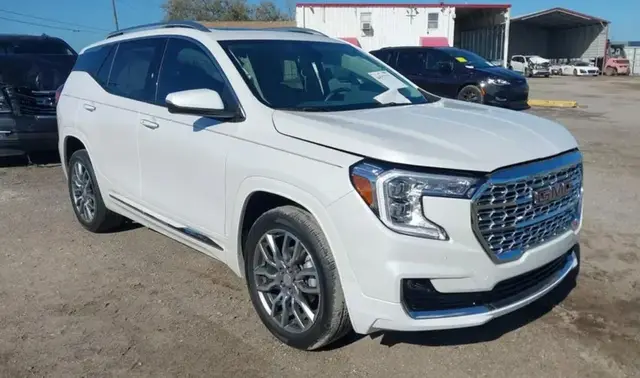 GMC TERRAIN AWD DENALI 2023