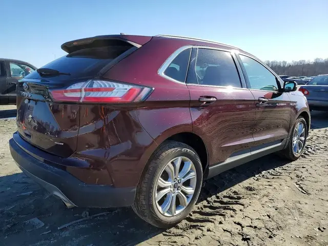 FORD EDGE TITANIUM 2022