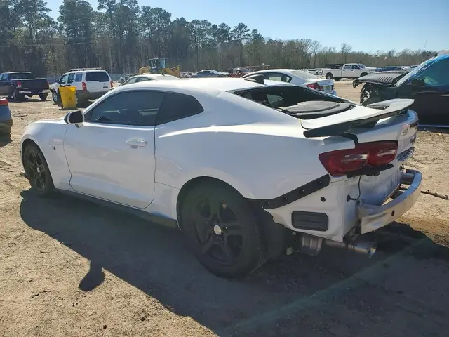 CHEVROLET CAMARO LS 2023