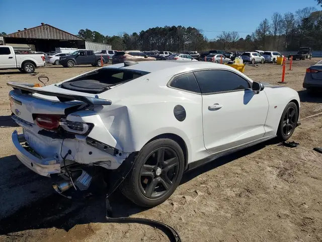 CHEVROLET CAMARO LS 2023