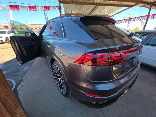 AUDI SQ8 PRESTIGE 2026