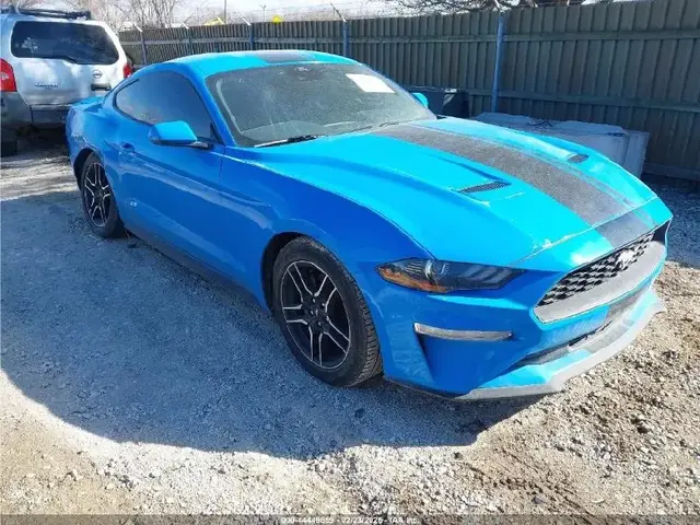 FORD MUSTANG 2022