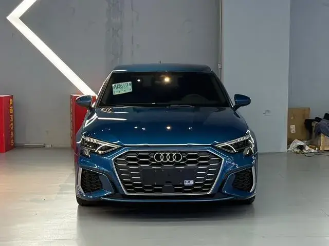 AUDI A3 2021