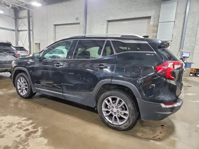 GMC TERRAIN SLT 2023
