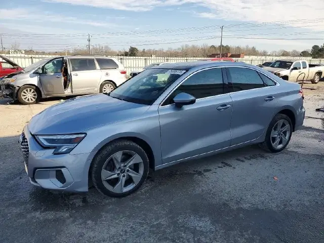 AUDI A3 PREMIUM 2023