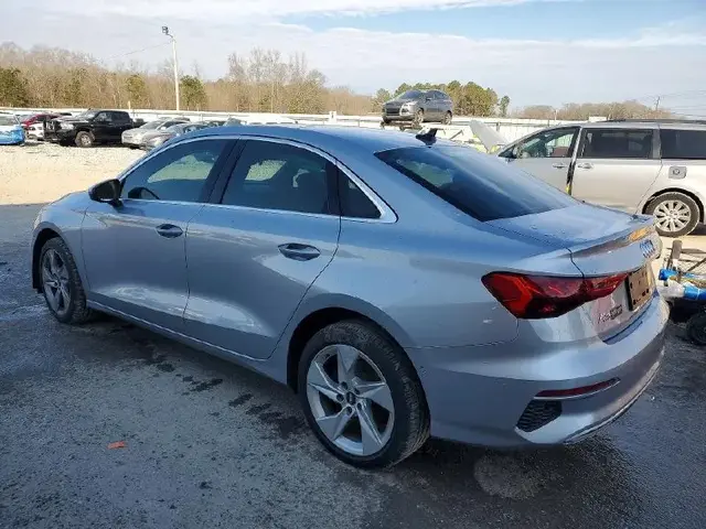 AUDI A3 PREMIUM 2023