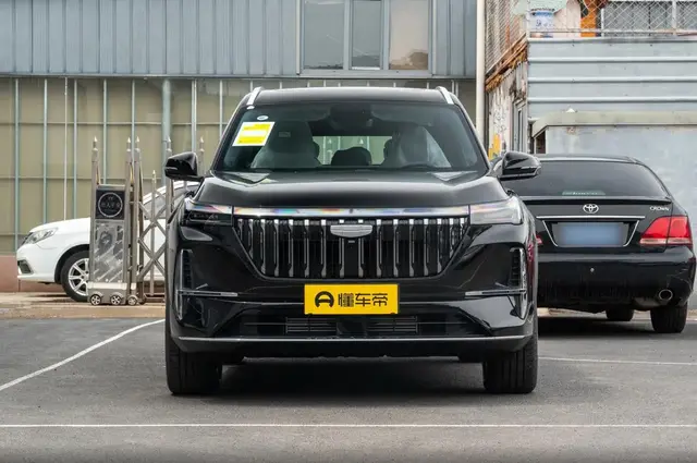 GEELY ATLAS L 2025