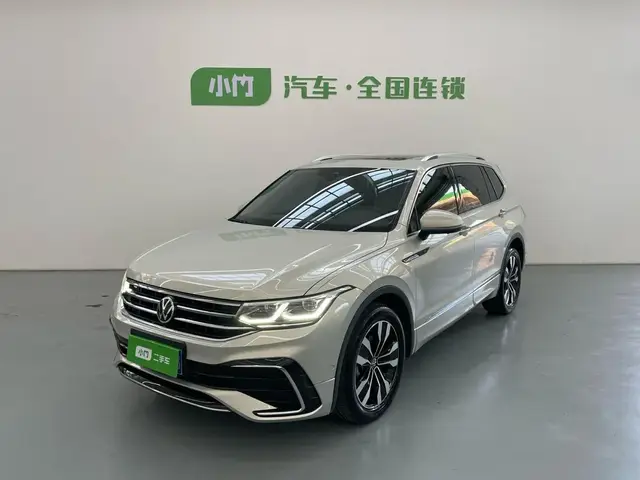 VOLKSWAGEN TIGUAN L 2022