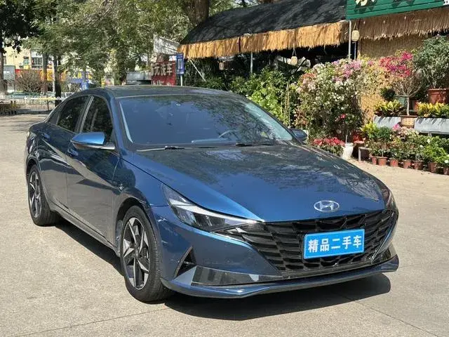 HYUNDAI ELANTRA 2021