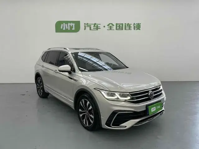 VOLKSWAGEN TIGUAN L 2022