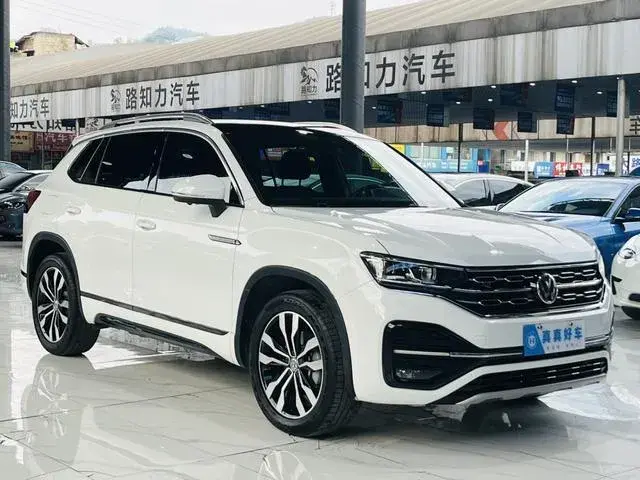 VOLKSWAGEN TAYRON 2021