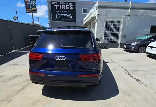 AUDI Q7 2019