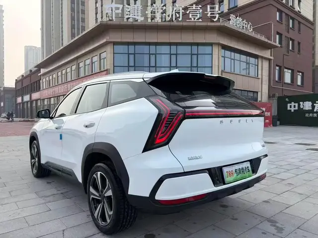 GEELY BOYUE L 2025