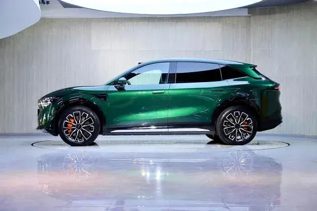 ZEEKR 7X 100KWH LONG-RANGE AWD 2024