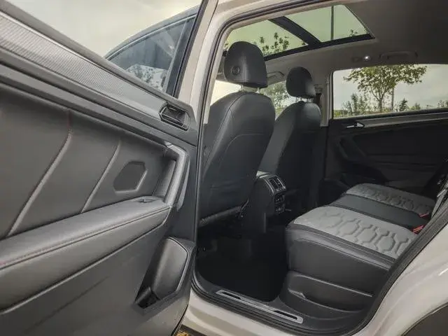 VOLKSWAGEN TIGUAN X 2021