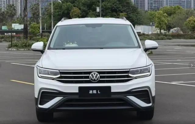 VOLKSWAGEN TIGUAN L 2022