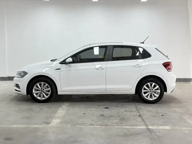 VOLKSWAGEN POLO PLUS 1 2023