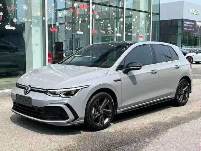 VOLKSWAGEN GOLF 280TSI DSG R-LINE 2024