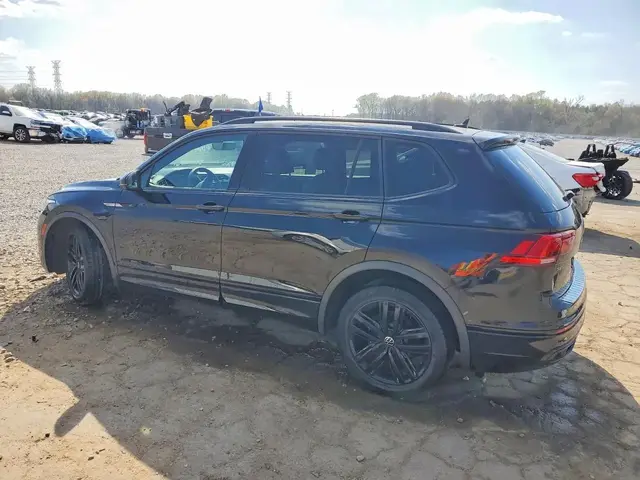 VOLKSWAGEN TIGUAN SE R-LINE BLACK 2022