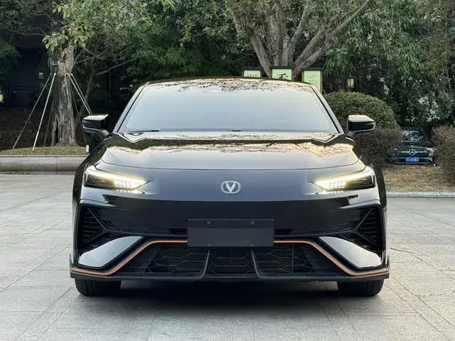 CHANGAN UNI-V 2025