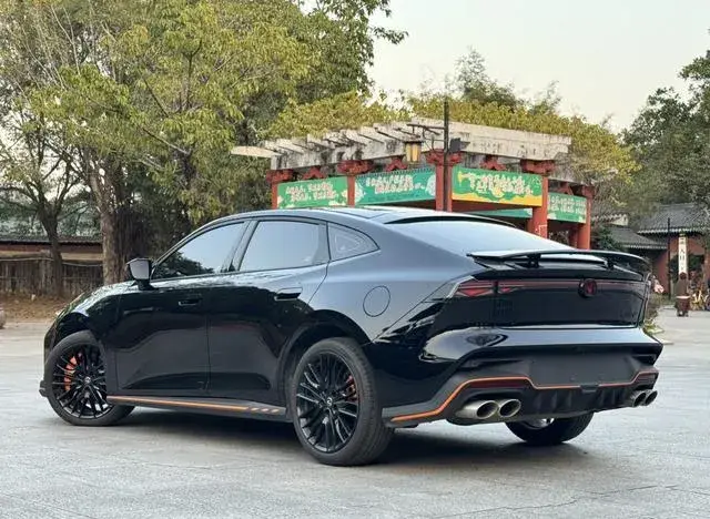 CHANGAN UNI-V 2025