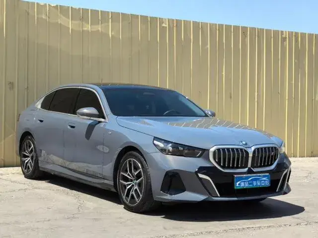 BMW I5 LUXURY 2024