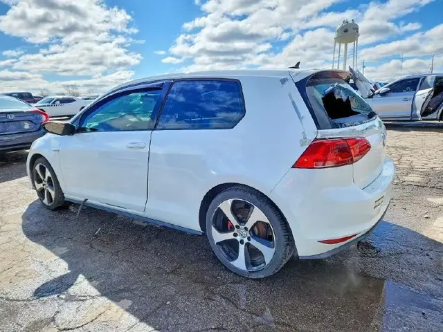 VOLKSWAGEN Golf GTI S 2016