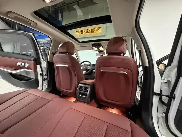 BMW I3 2023