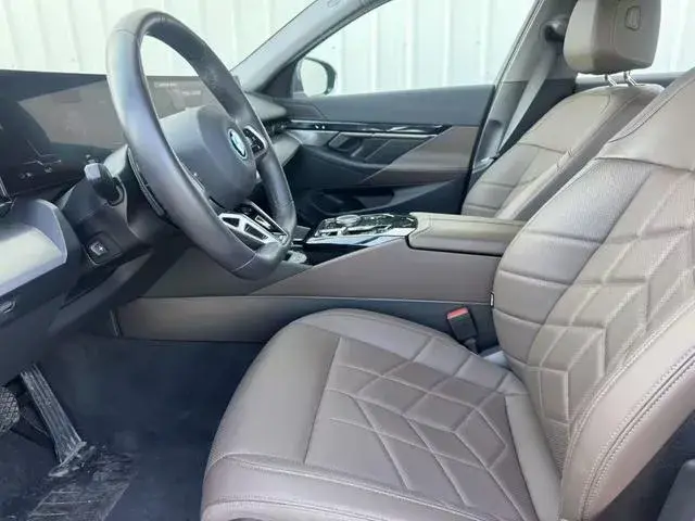 BMW I5 35L + М-ПАКЕТ 2024