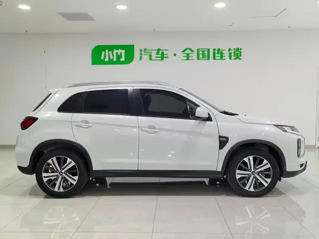 MITSUBISHI ASX 2021