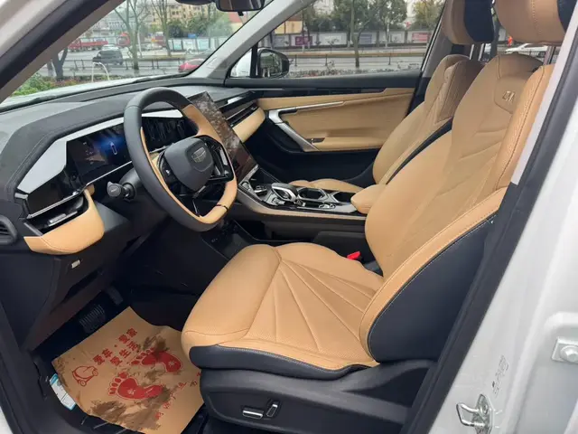 GEELY BOYUE L PREMIUM 2023