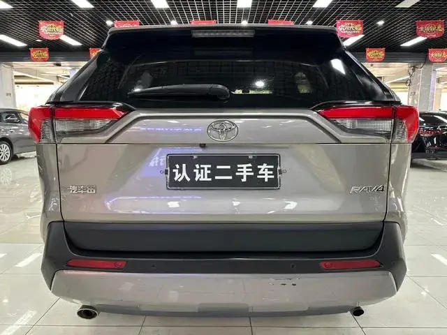 TOYOTA RAV4 2022
