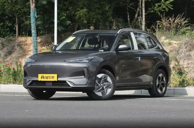 GEELY E5 2025