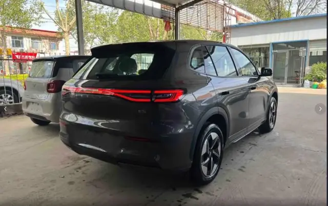 GEELY E5 2026