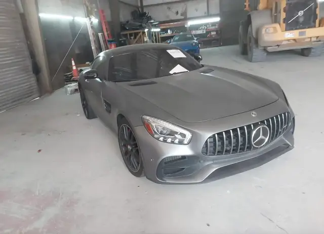 MERCEDES-BENZ AMG GT S 2018
