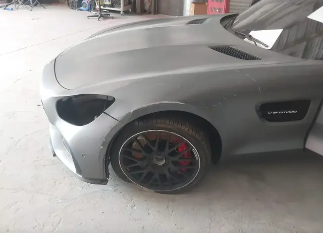 MERCEDES-BENZ AMG GT S 2018