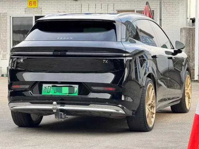 ZEEKR 7X 100KWH LONG-RANGE AWD 2024
