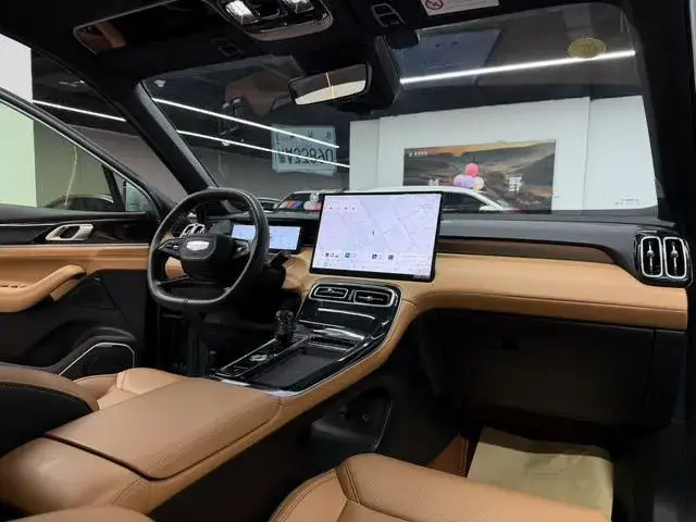 GEELY BOYUE L 2025