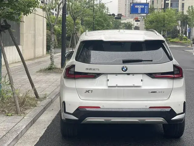 BMW X1 2023