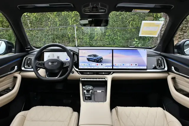 GEELY XINGYUE L 2026