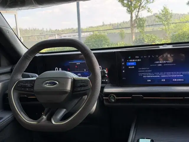 FORD EDGE L 2 2023
