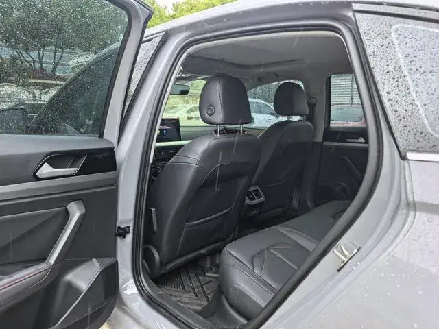 VOLKSWAGEN LAVIDA STARRY LAVIDA 300TSI DSG STARRY 2023