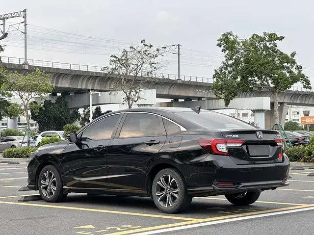 HONDA CRIDER LUXURY 2023