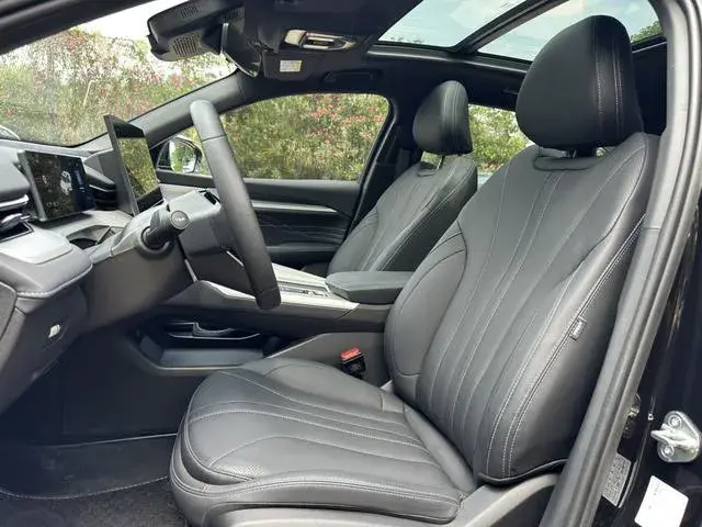 GEELY XINGRUI 2024