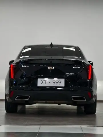 CADILLAC CT4 LUXURY 2023