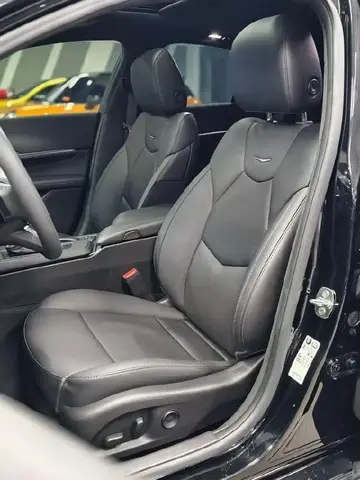 CADILLAC CT4 LUXURY 2023